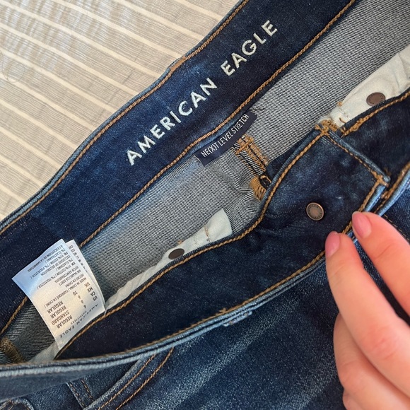 AE Dark Wash Denim Skirt Mini - size 6 - Picture 5 of 5